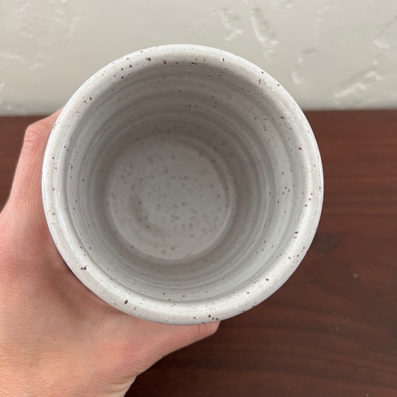 White speckled glaze ribbed stoneware cup vase mug handmade pottery raw clay - Picture 5 of 13